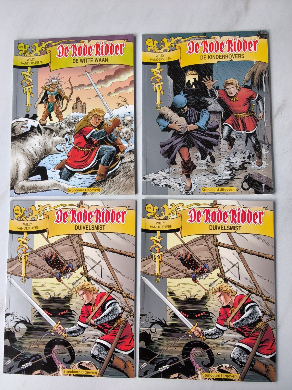 19 x de rode ridder vanaf 232 tot 274 + remake de toverspieg, Livres, Plusieurs comics, Enlèvement ou Envoi, Comme neuf, Willy Vandersteen; karel biddeloo