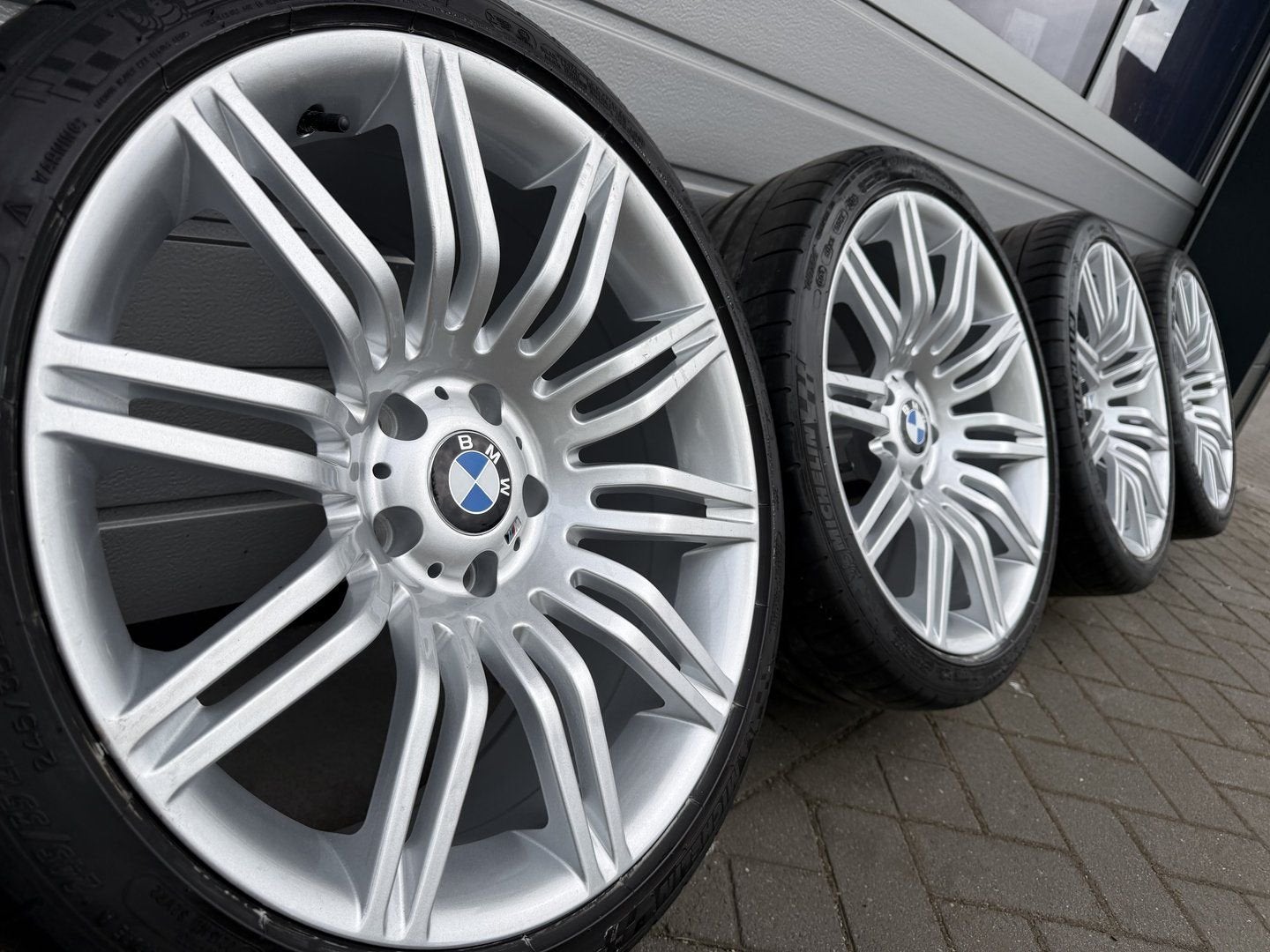 19 inch BMW 5 6 serie E39 E60 E61 E63 E38 E34 velgen banden, Autos : Pièces & Accessoires, Neuf, Pneus et Jantes, Véhicule de tourisme