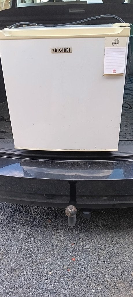 Réfrigérateur Frigibel - 47 litres (50 x 50 x 50 cm), Electroménager, Avec compartiment congélateur, Enlèvement, Utilisé, 45 à 60 cm