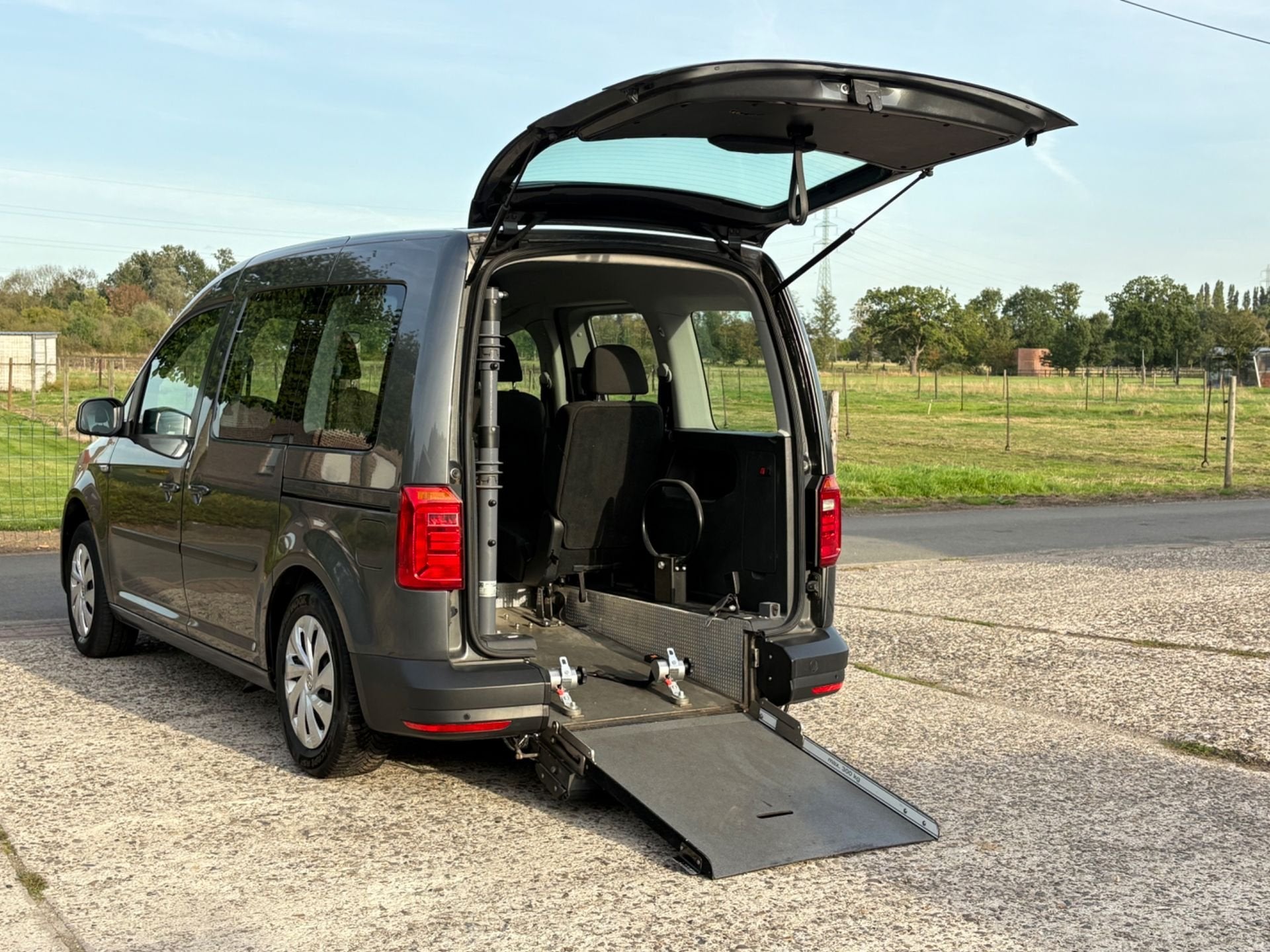 Volkswagen Caddy 1.2TSI Rolstoel Invalide Mindervalide, Autos, 1197 cm³, Achat, Euro 6, Entreprise
