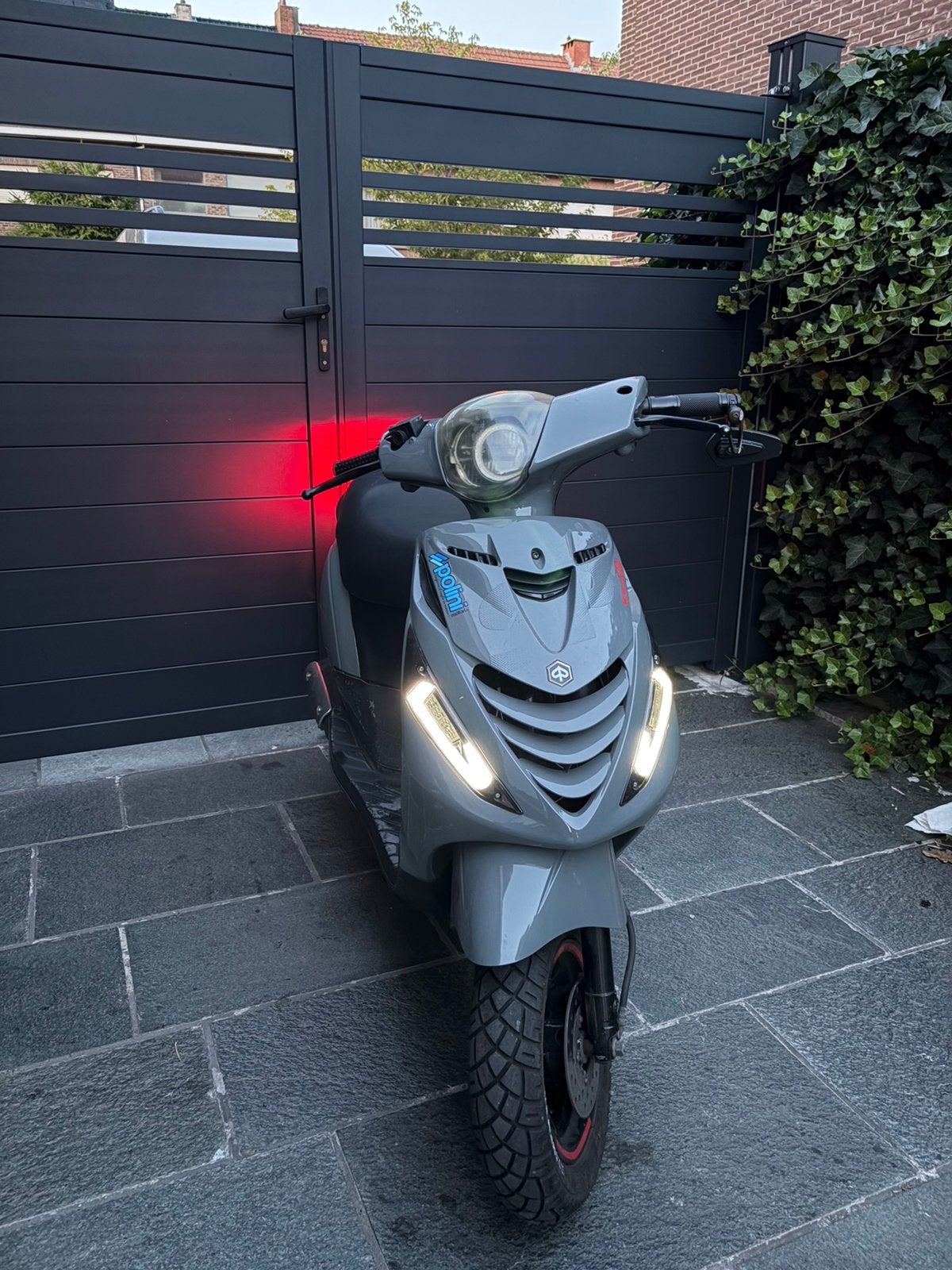 Piaggio zip 2t a klasse, Vélos & Vélomoteurs, Scooters | Piaggio, Enlèvement, Comme neuf, Zip