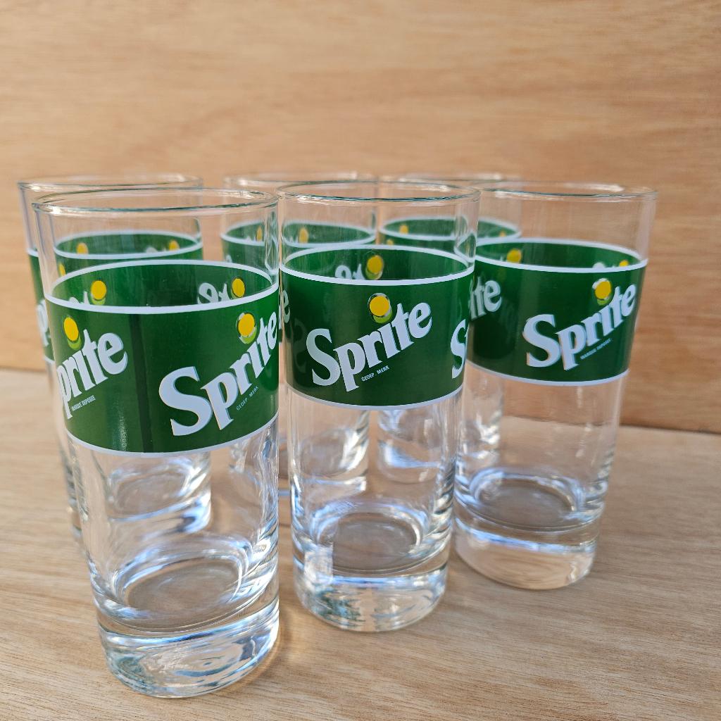 Verre rétro Sprite, Collections, Verres & Petits Verres, Neuf, Verre à soda, Enlèvement