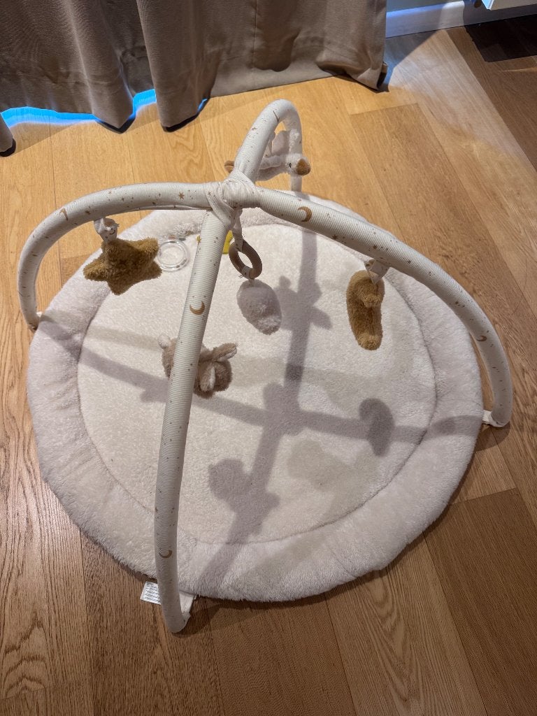 Tapis de jeu avec nœud, Enfants & Bébés, Enlèvement, Comme neuf