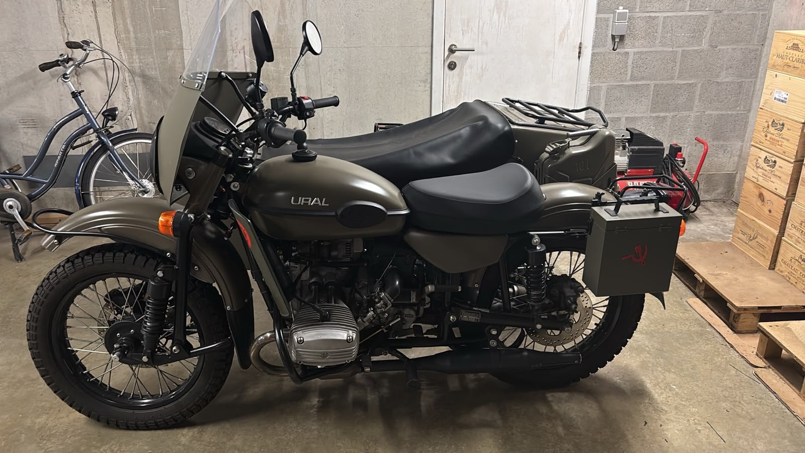 Ural T twd met zijspan., Motoren, 2 cilinders, Occasion, Handgeschakeld, 12 t/m 35 kW