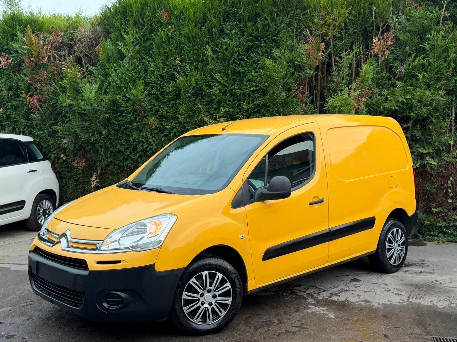 Citroen berlingo 2014 168.000km 3800€ gekeurd voor verkoop, Autos, Achat, Entreprise, Boîte manuelle, Berlingo