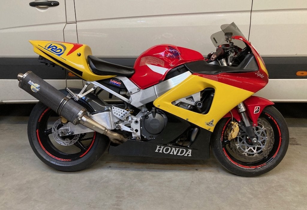 cirquit moto CBR FIREBLADE 929, 4 cilinders, Super Sport, Particulier, Meer dan 35 kW