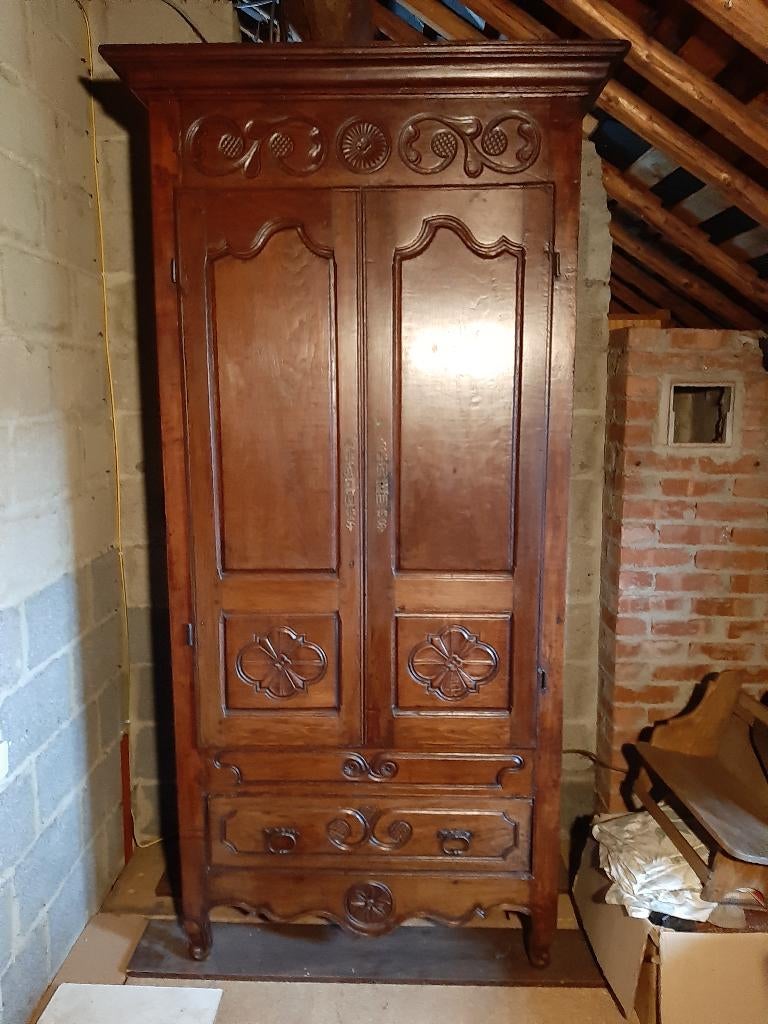 Armoire pays basque, Ophalen