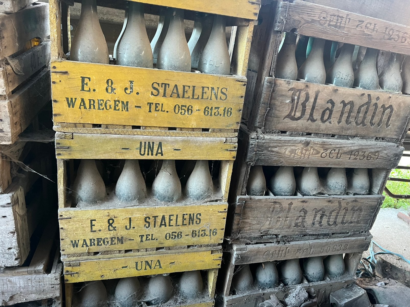 Oude houten bakken. Gent Leuven Waregem bavik …., Ophalen, Gebruikt