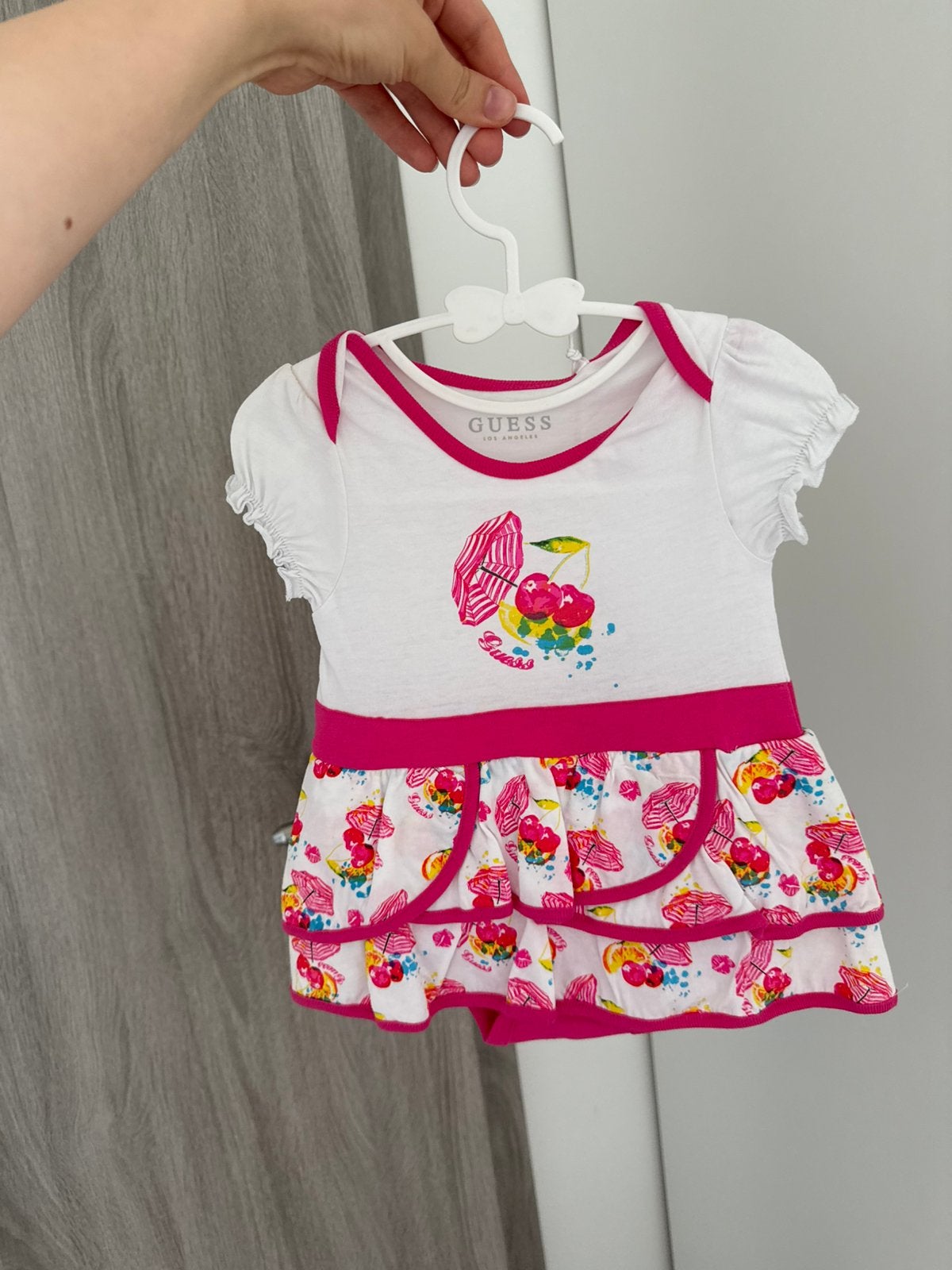 GUESS jurkje voor meisjes, Kinderen en Baby's, Ophalen, Zo goed als nieuw