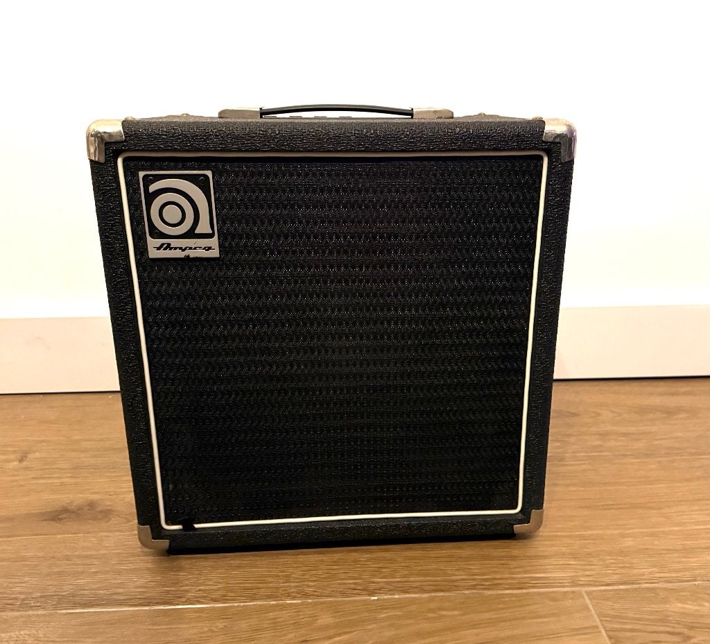Ampeg ba-108 25w, Musique & Instruments, Enlèvement, Comme neuf, Guitare basse, Moins de 50 watts