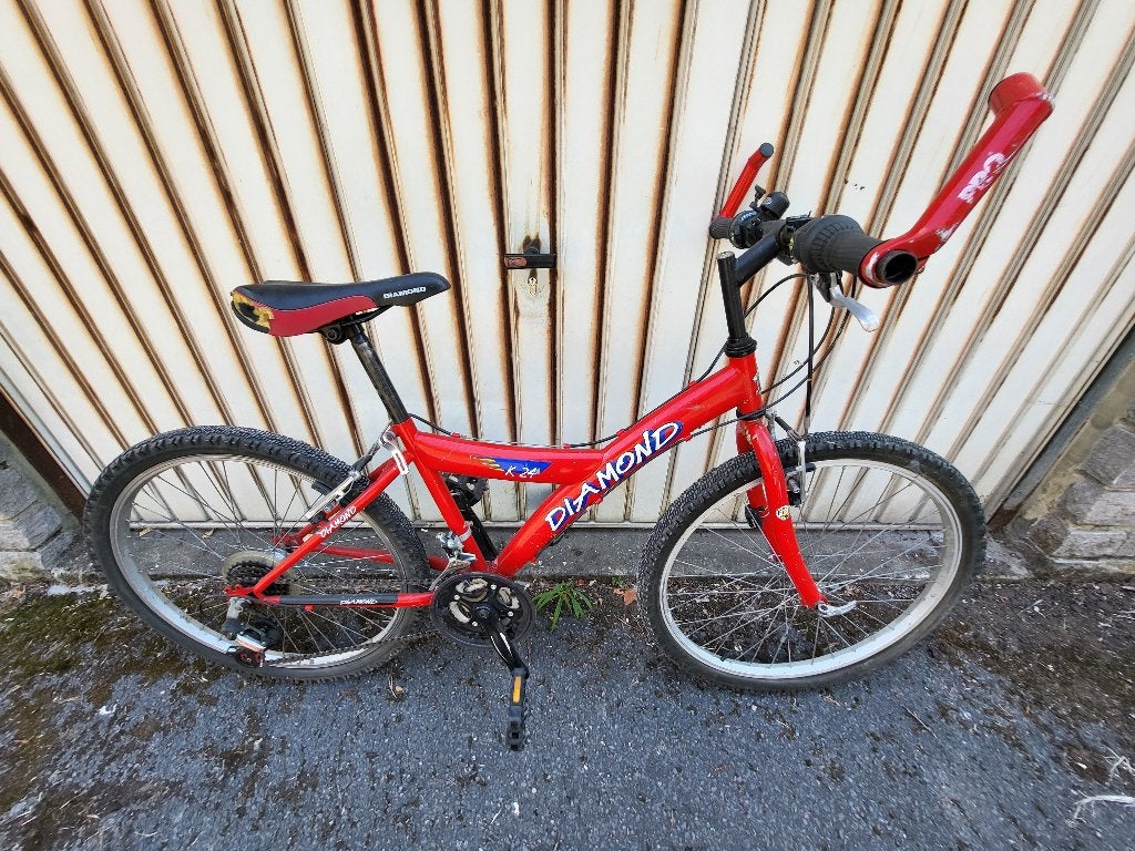 VELO, Enlèvement