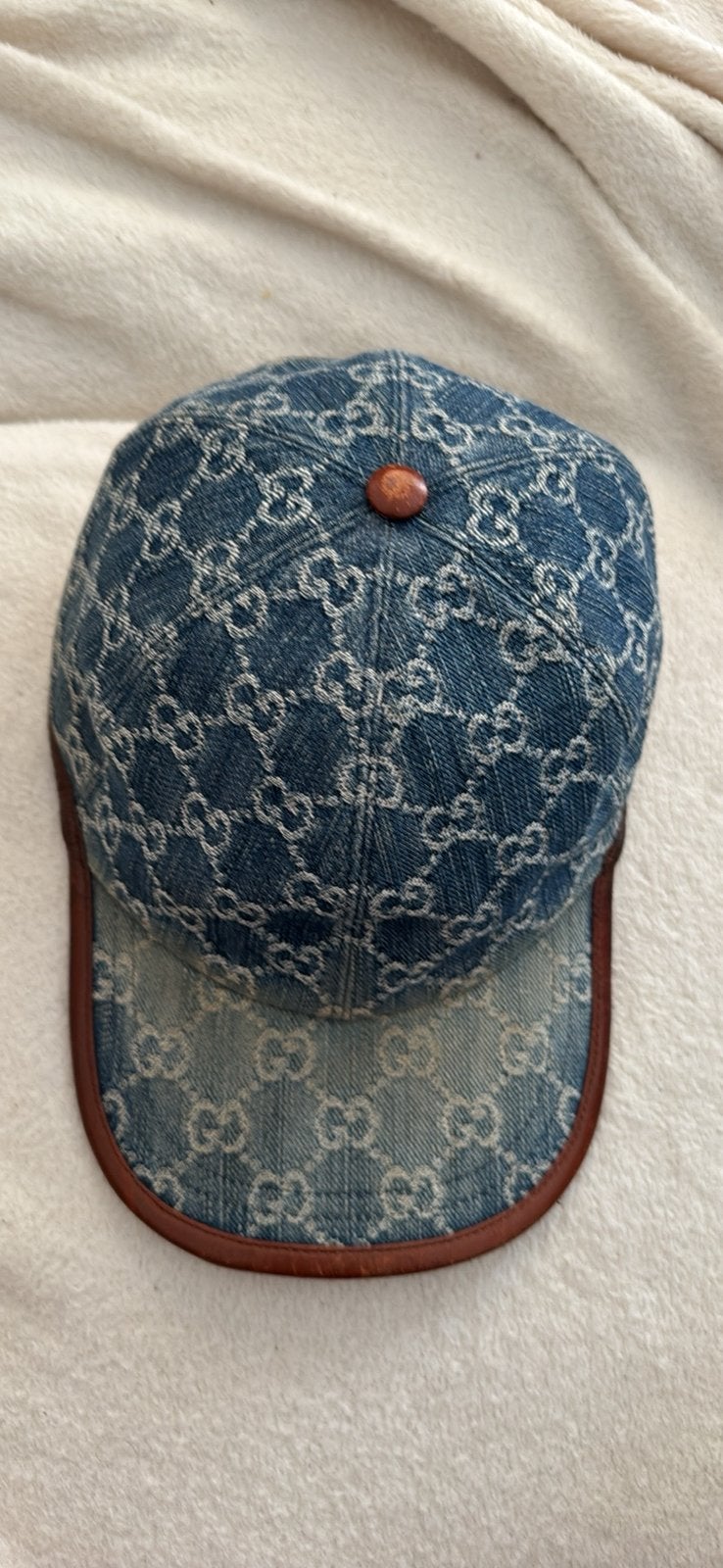 Bon es cassquette gucci bleu rare, Enlèvement, Comme neuf