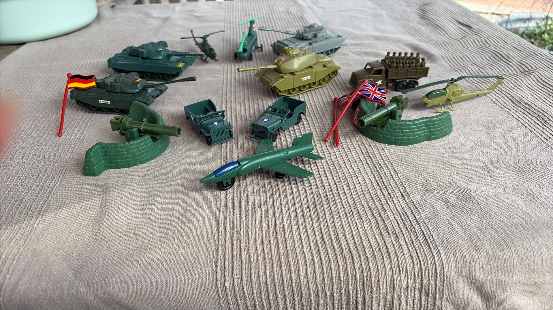 Grote lot vintage leger speelgoed, Ophalen, Zo goed als nieuw