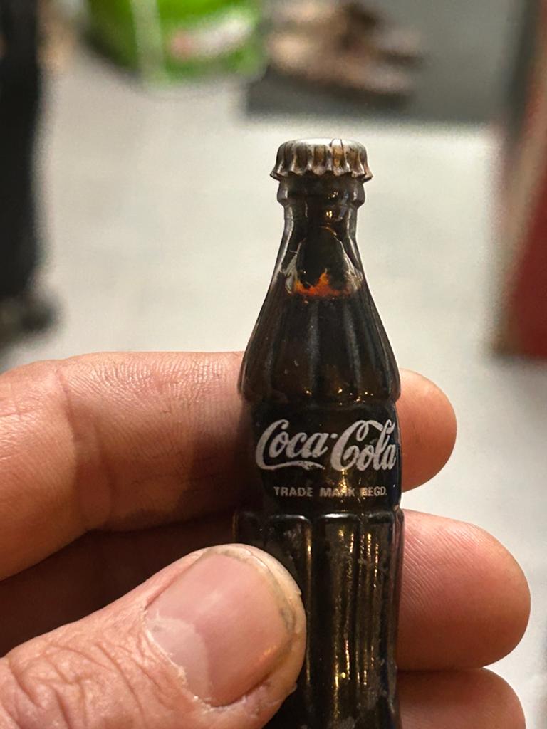 Coca-Cola mini flesje 1970 echt glas origineel stuk, Ophalen of Verzenden