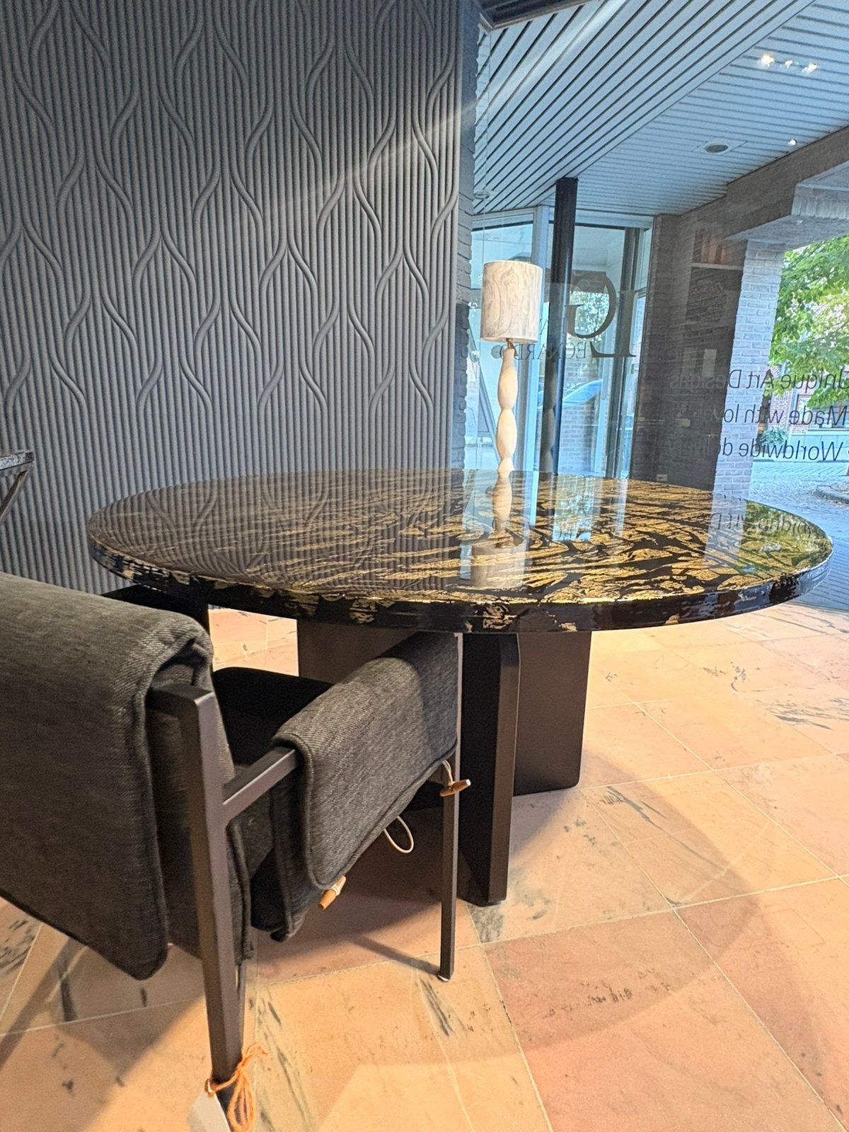 RONDE EETTAFEL — Zwart epoxy goudblad, 150cm, Ophalen, Overige materialen, Leonardo, 150 tot 200 cm