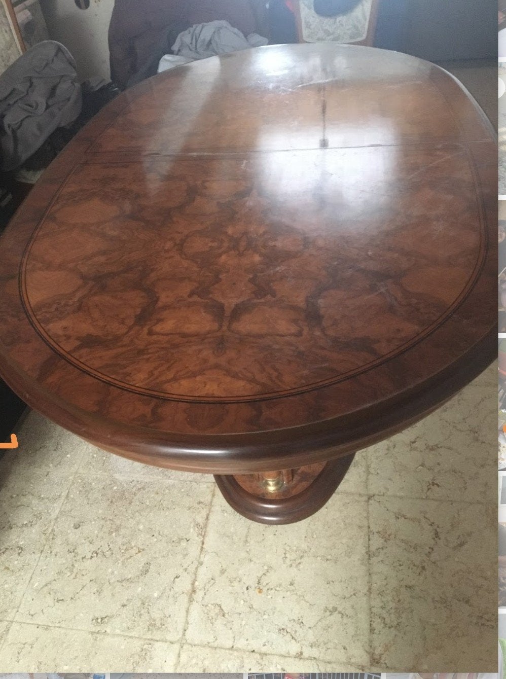 Salon tafel en eet tafel, Ophalen