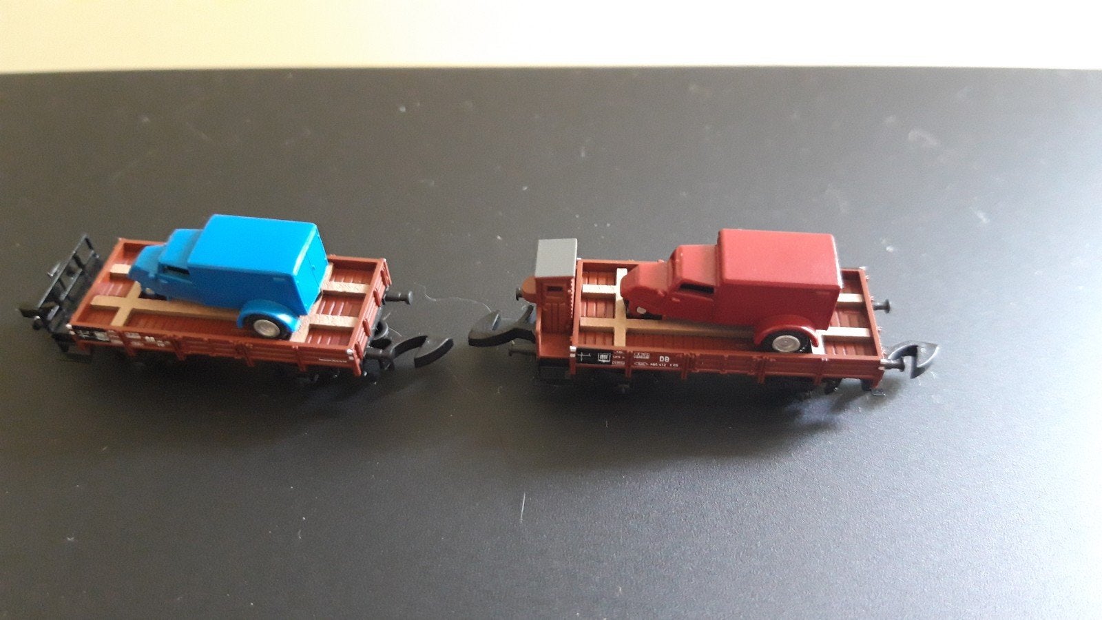 Marklin Z goederenwagons met metalen TEMPO voertuigen., Hobby & Loisirs créatifs, Trains miniatures | Échelles Autre, Neuf, Enlèvement ou Envoi