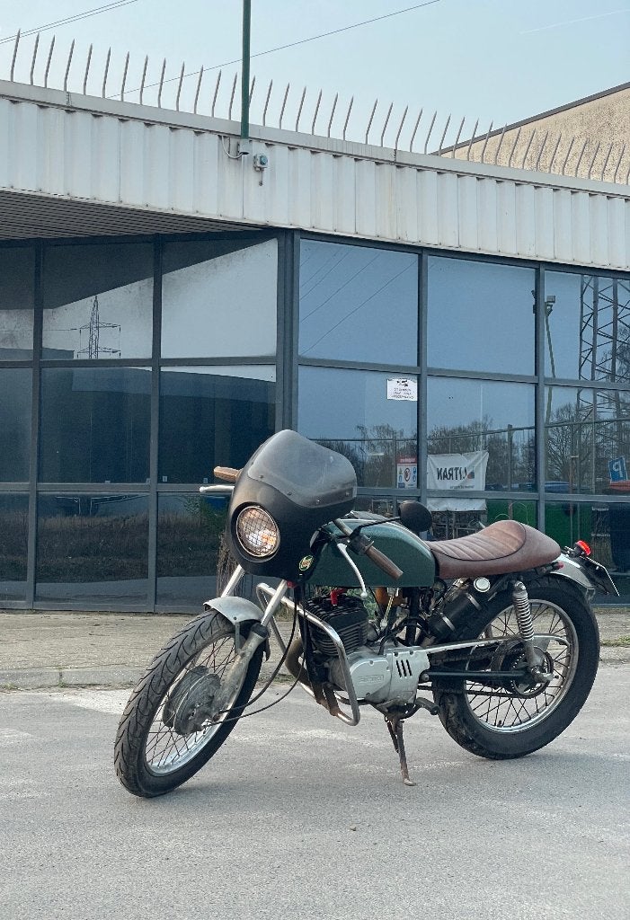 Ancêtre Suzuki 125cc Café Racer 1984, Autre, 1 cylindre, 125 cm³, Jusqu'à 11 kW