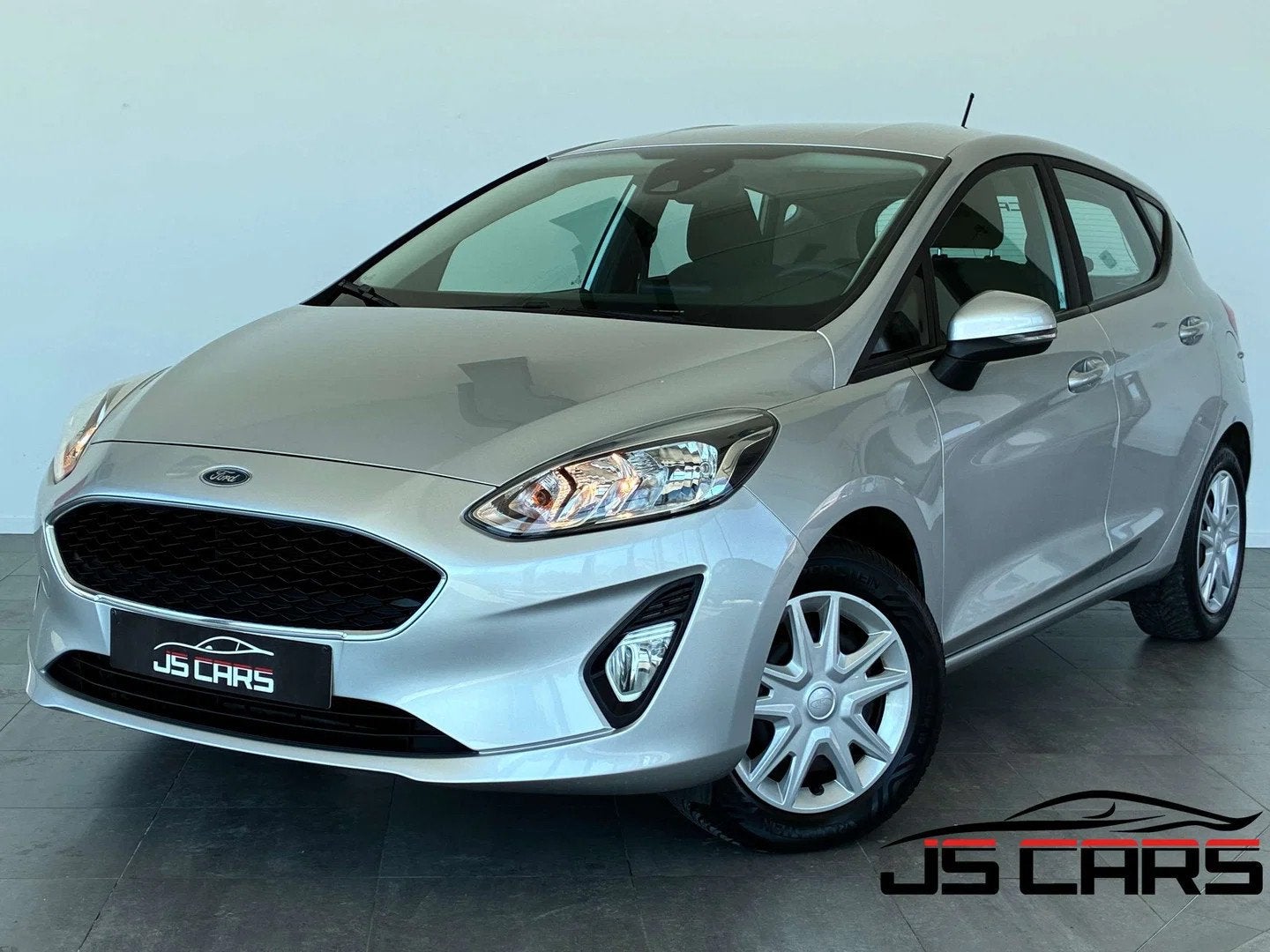 Ford Fiesta 1.1i-1ERPRO-ECRAN-AIRCO-BLUETOOTH-PDC, Autos, Argent ou Gris, Achat, Euro 6, Entreprise