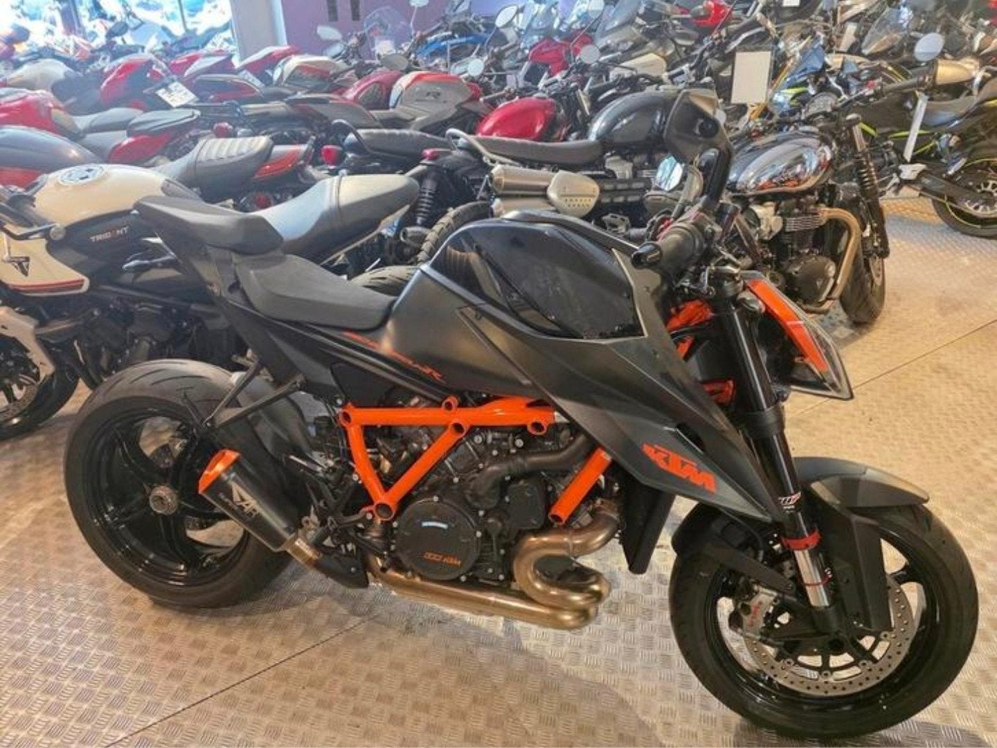 KTM 1290 Superduke R Black édition, Motos, Motos | KTM, Particulier, Régulateur de vitesse