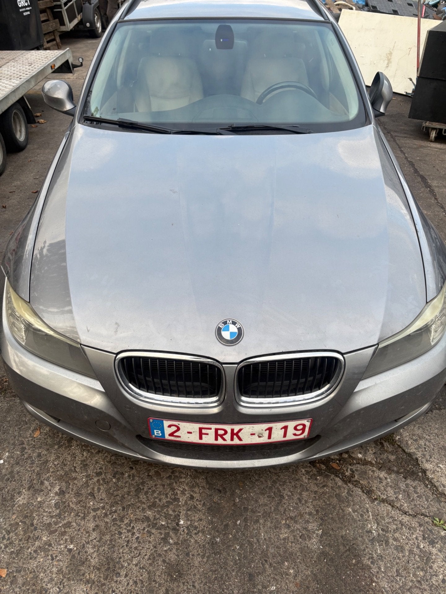 Motorkap BMW 3 SERIE E91 E90, Petuelring 130
80788  Munich, DE, Gebruikt, Voor, Info@bmw.de