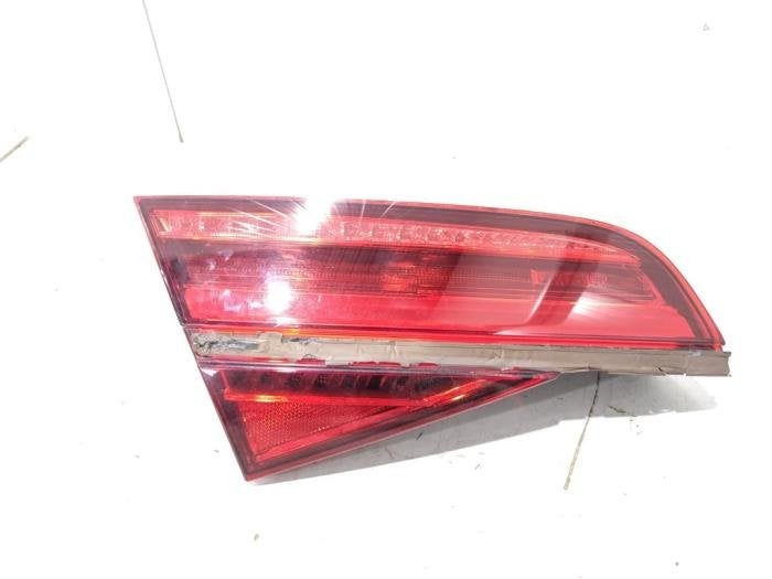 Feu arrière gauche d'un Audi A8, Autos : Pièces & Accessoires, Éclairage, Audi, Utilisé, 3 mois de garantie, Enlèvement ou Envoi