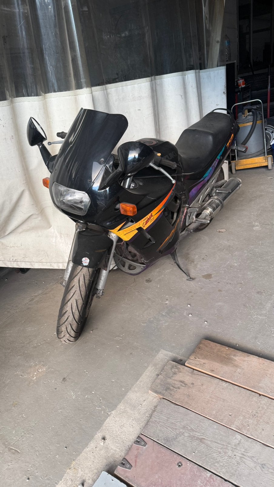 Suzuki gsxf-750, Motos, Motos | Suzuki, Particulier