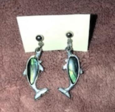 Boucles d'oreilles pendantes dauphin nacré, Bijoux, Sacs & Beauté, Boucles d'oreilles, Enlèvement ou Envoi, Comme neuf, Autres matériaux