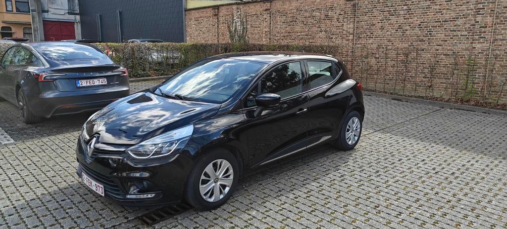 Renault Clio 0.9 TCe Intens (EU6c), Achat, Boîte manuelle, Entretenue par le concessionnaire, Noir
