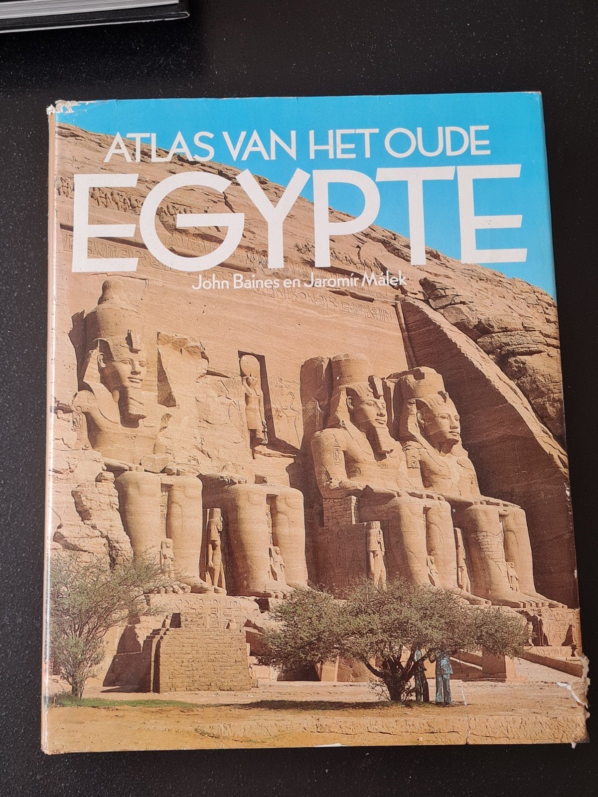 atlas van het oude Egypte, Boeken, Ophalen