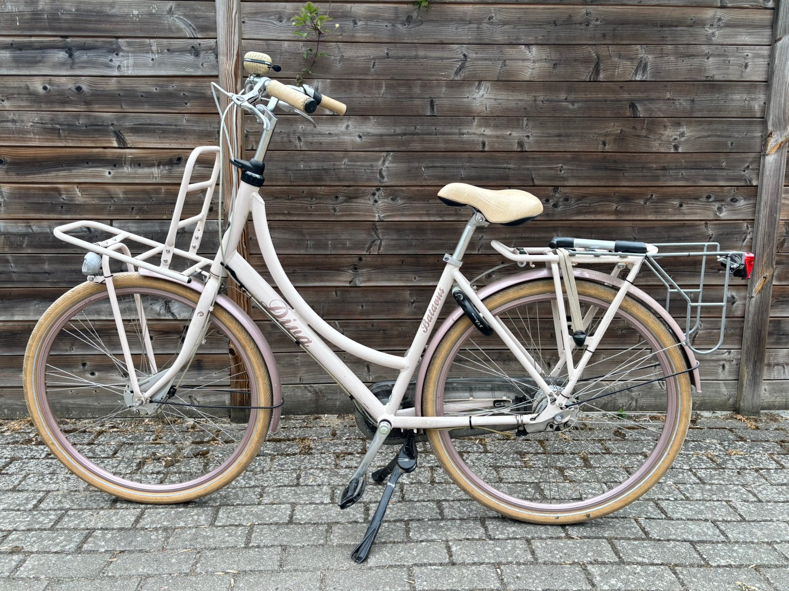 Mooie Batavus Diva damesfiets – zeer goede staat, Fietsen en Brommers, Ophalen, Zo goed als nieuw, Batavus, Versnellingen