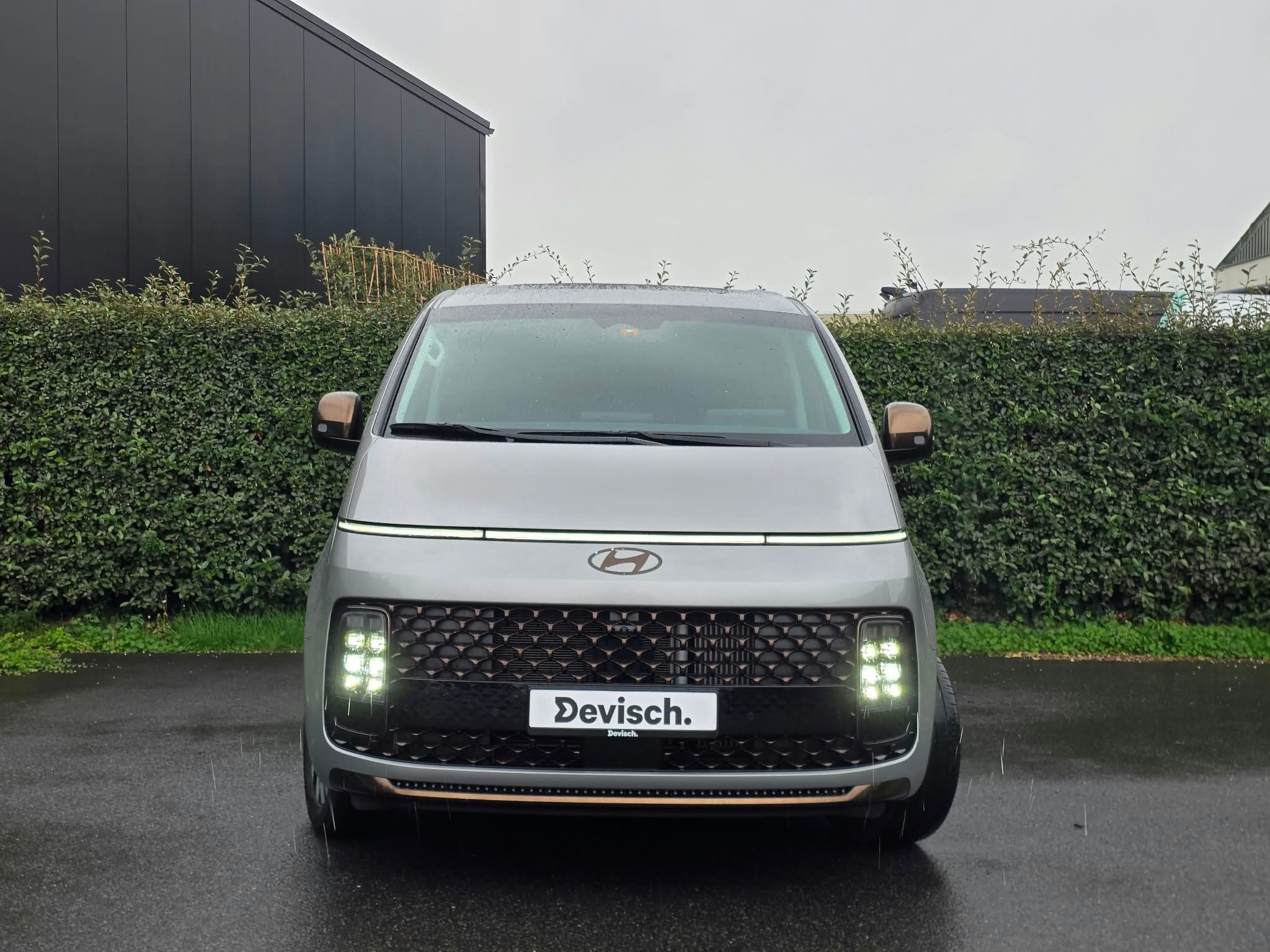 Hyundai STARIA HEV LUXURY 7S LUXURY 7ZITTER (automatique), Autos, Cuir, Achat, 7 places, Carnet d'entretien