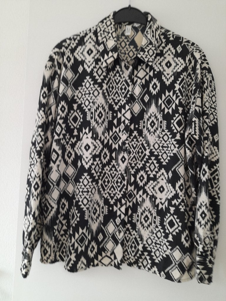 nouvelle blouse Vera Moda noire et blanche, Vêtements | Femmes, Neuf, Taille 38/40 (M), Enlèvement ou Envoi, Vero Moda