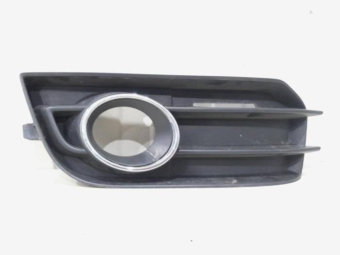 Plaque de protection feu antibrouillard gauche d'un Audi A1, -, 3 mois de garantie, Audi, Utilisé