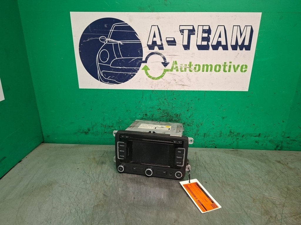 ECRAN GPS Volkswagen Passat (3C2) (|3C0035270|), Autos : Pièces & Accessoires, Volkswagen, Volkswagen AG, Utilisé, Kundenbetreuung@volkswagen.de