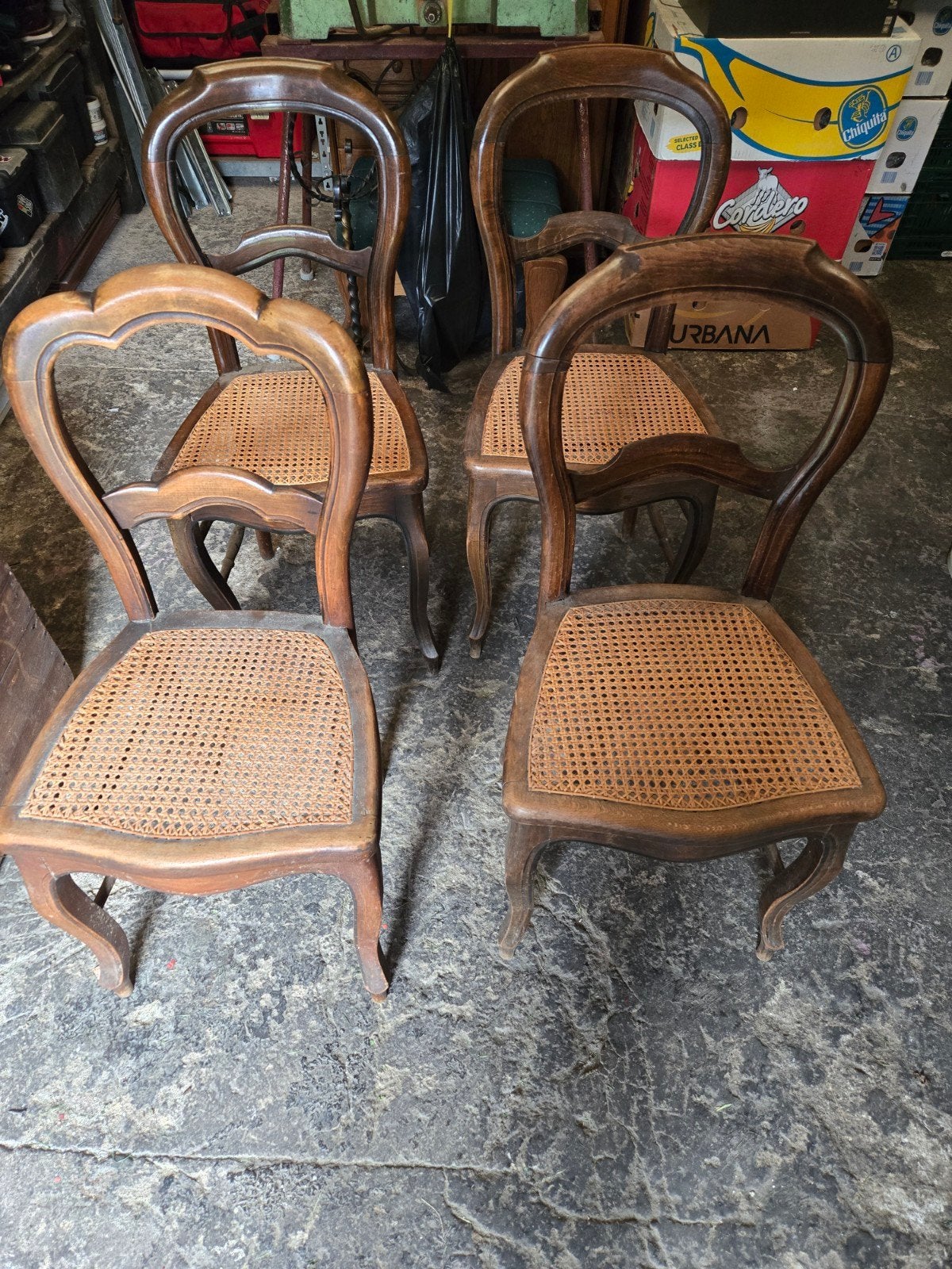 4 anciennes  chaisse