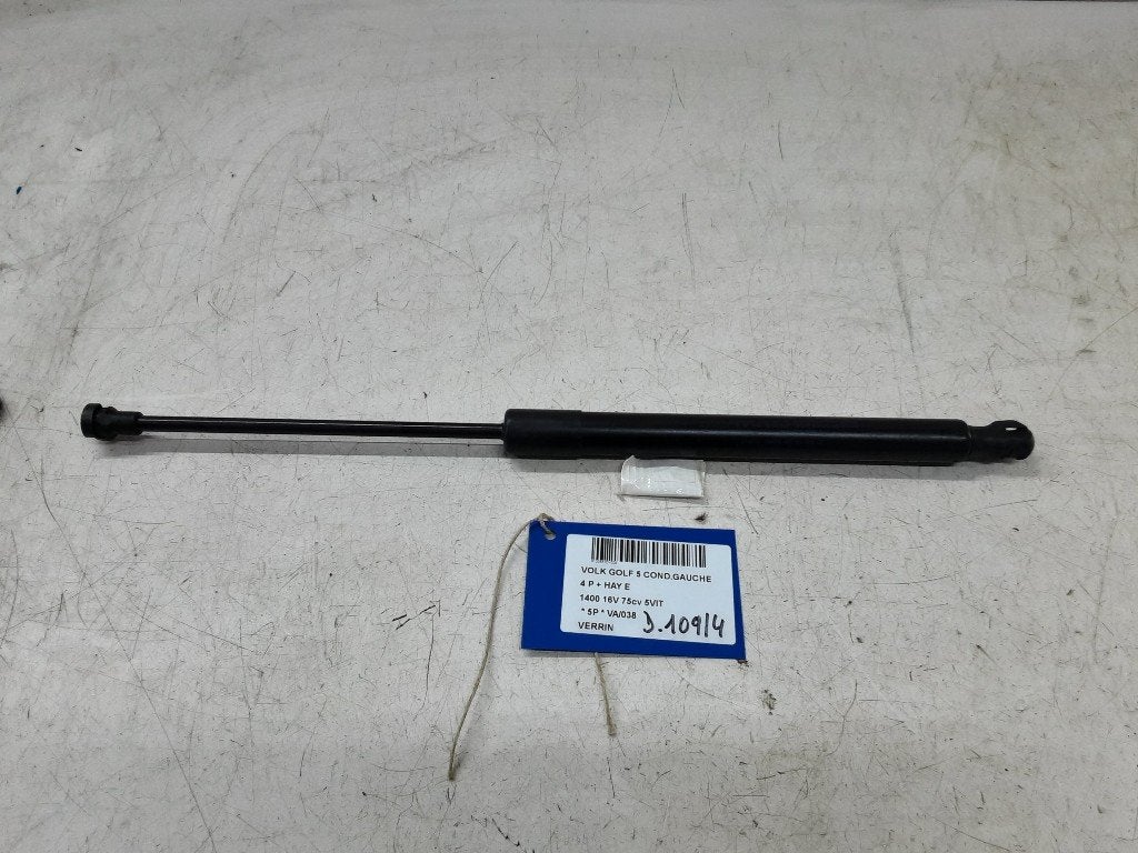 VERIN A GAZ Volkswagen Golf V (1K1) (1K6827550D), Volkswagen, Mevr. I. Hauben, Utilisé, Rue de l'Espoir 34 34
4030  GRIVEGNÉE, BE