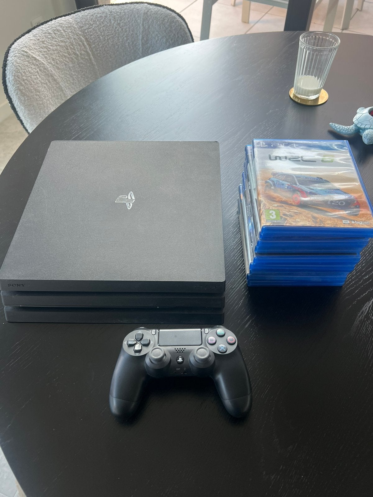 Ps4 pro met spellen, Ophalen, 1 TB, Met 1 controller, Pro