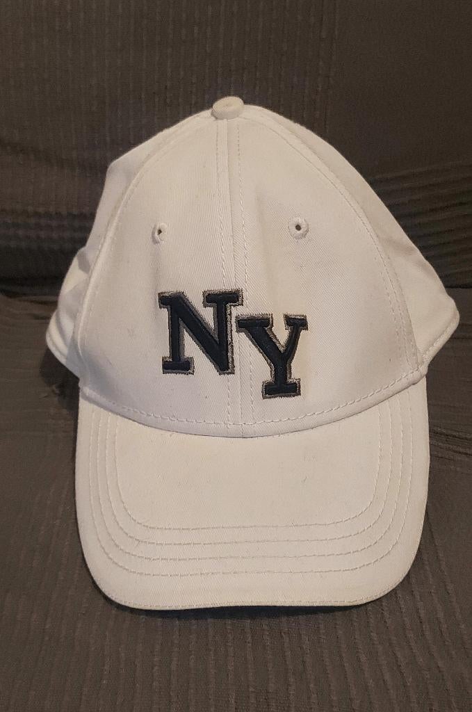 NEUF - Casquette New York blanche, Vêtements | Hommes, Chapeaux & Casquettes, Neuf, 57 cm (M, 7⅛ pouces) ou moins, Enlèvement