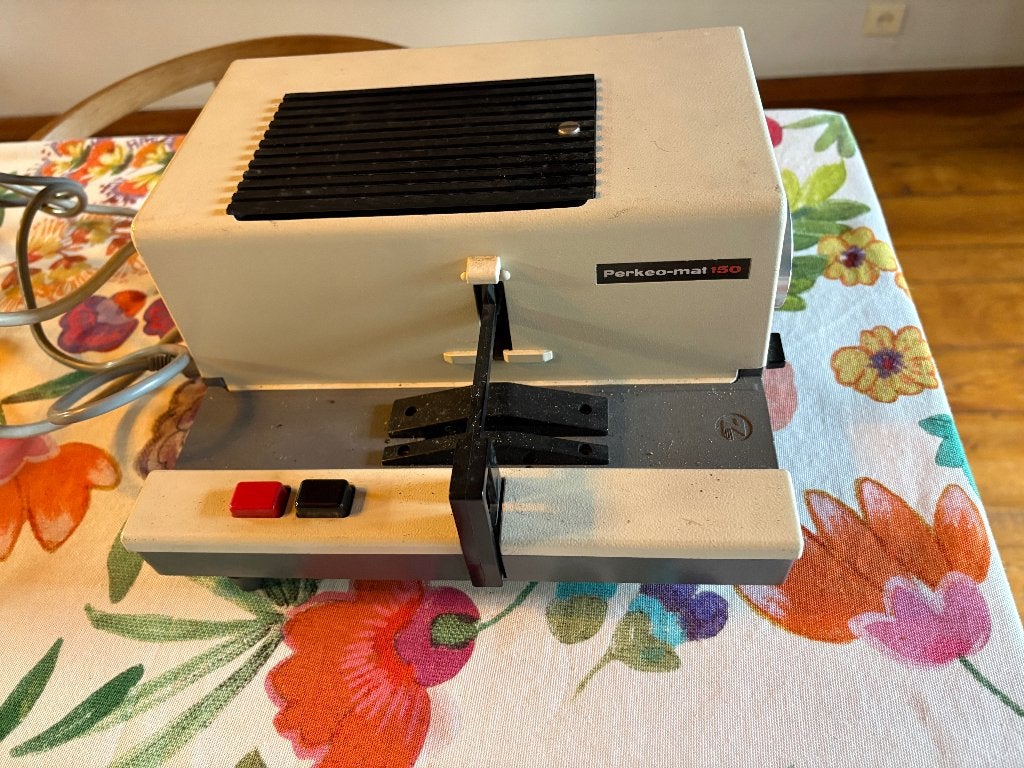 PERKEO-MAT 150 diaprojector, Ophalen of Verzenden, Gebruikt