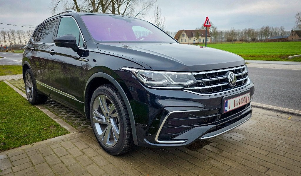 Volkswagen R-LINE Tiguan ALLSPACE | 2.0TDI | DIESEL | DSG, Autos, Volkswagen, Cuir, Euro 6, Commande vocale, Noir