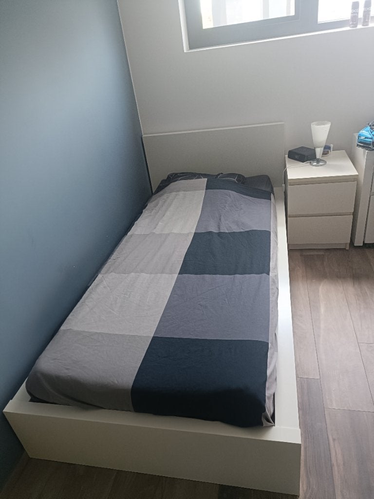 Malm ikea - eenpersoonsbed + lattenbodem 90x200cm, Ophalen, Gebruikt, 90 cm, Eenpersoons