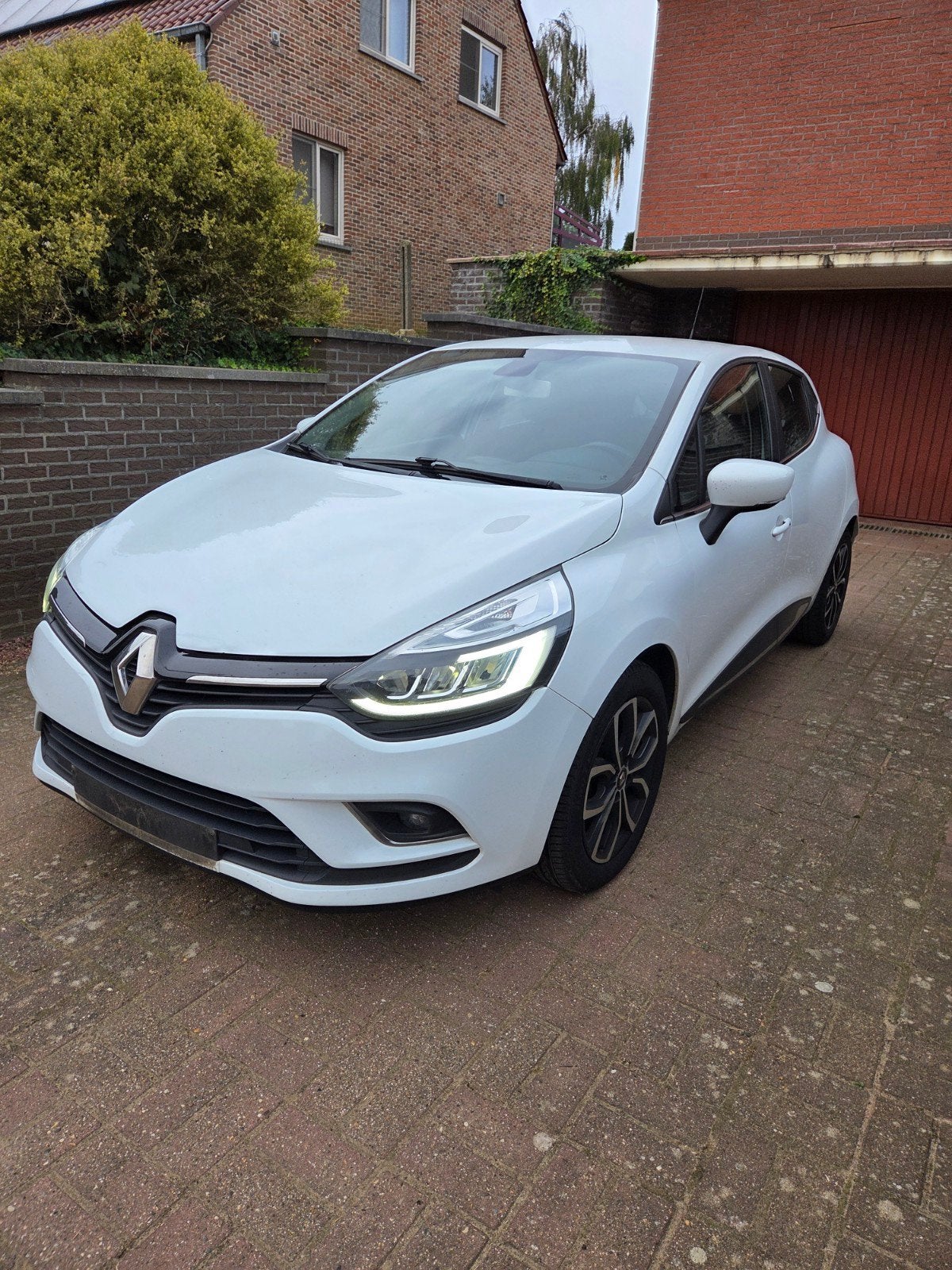 Renault Clio 2018 gekeurd voor verkoop, Auto's, Euro 6, Airconditioning, Leder, 5 deurs