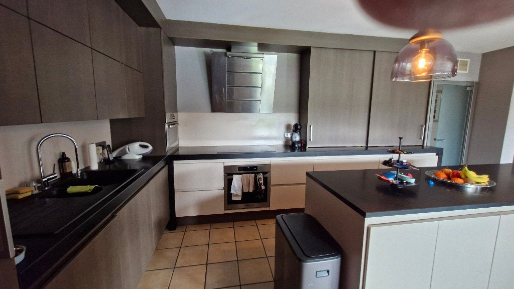 grote keuken inclusief apparaten en granieten werkblad, Huis en Inrichting, Ophalen, Gebruikt, Hoekkeuken, Graniet of Steen