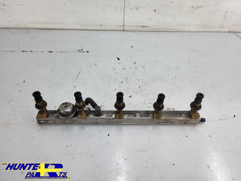 Galerij-injectie Volvo S80/V70 I ('98-'06) 9186836, Enlèvement ou Envoi, Volvo, Volvo, Utilisé