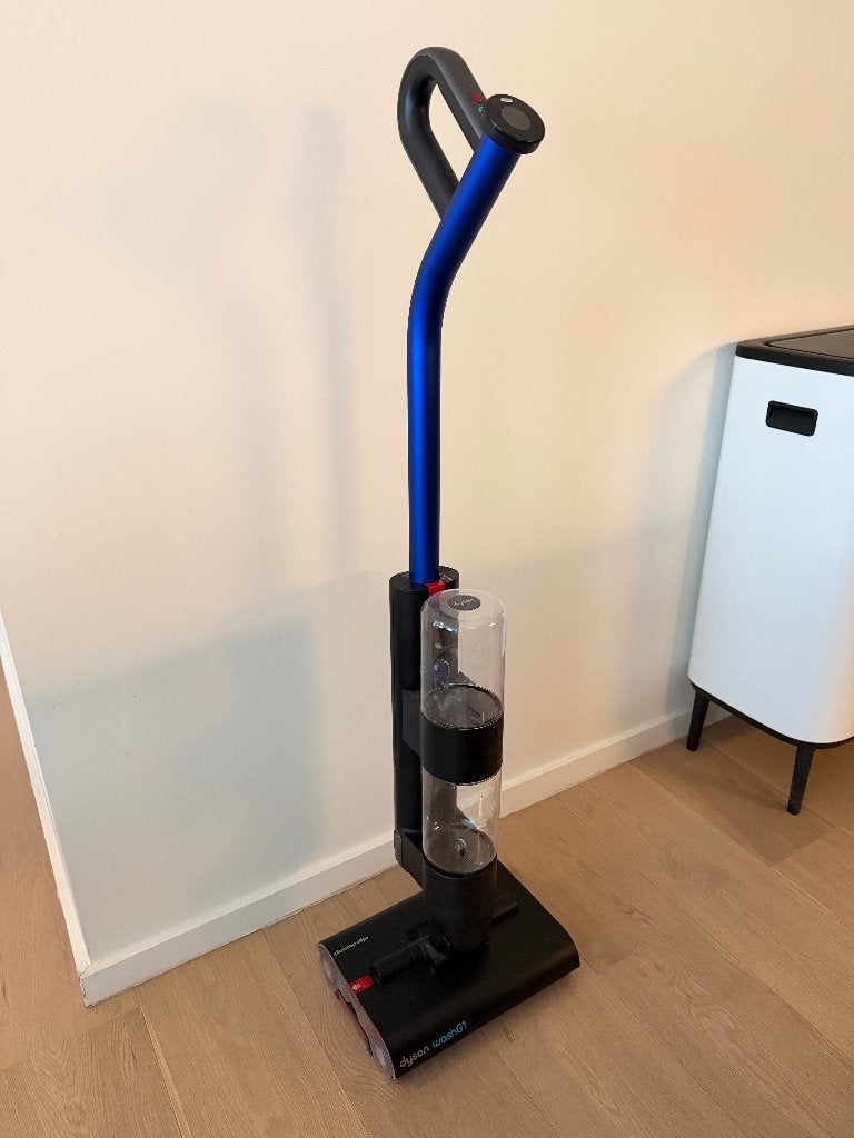 Dyson G1 Wash - parfait état, sous garantie, Réservoir, Comme neuf, Enlèvement, Dyson
