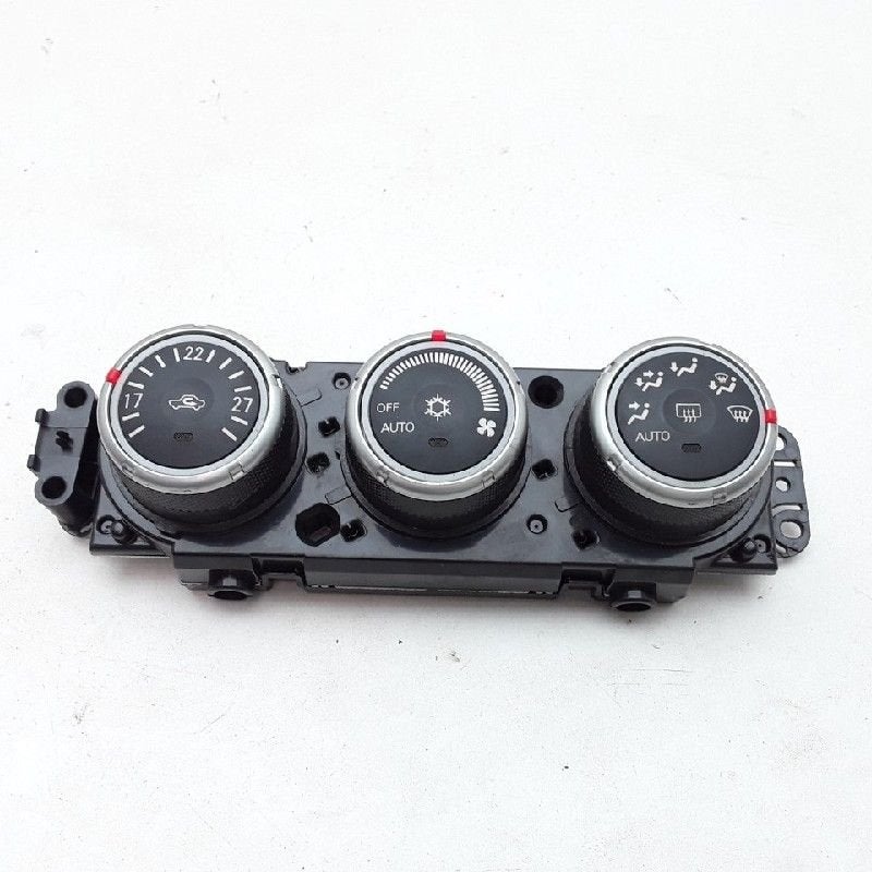 BEDIENINGSPANEEL VERWARMING Lancer Sports Sedan (CY / CZ), Gebruikt, Mitsubishi
