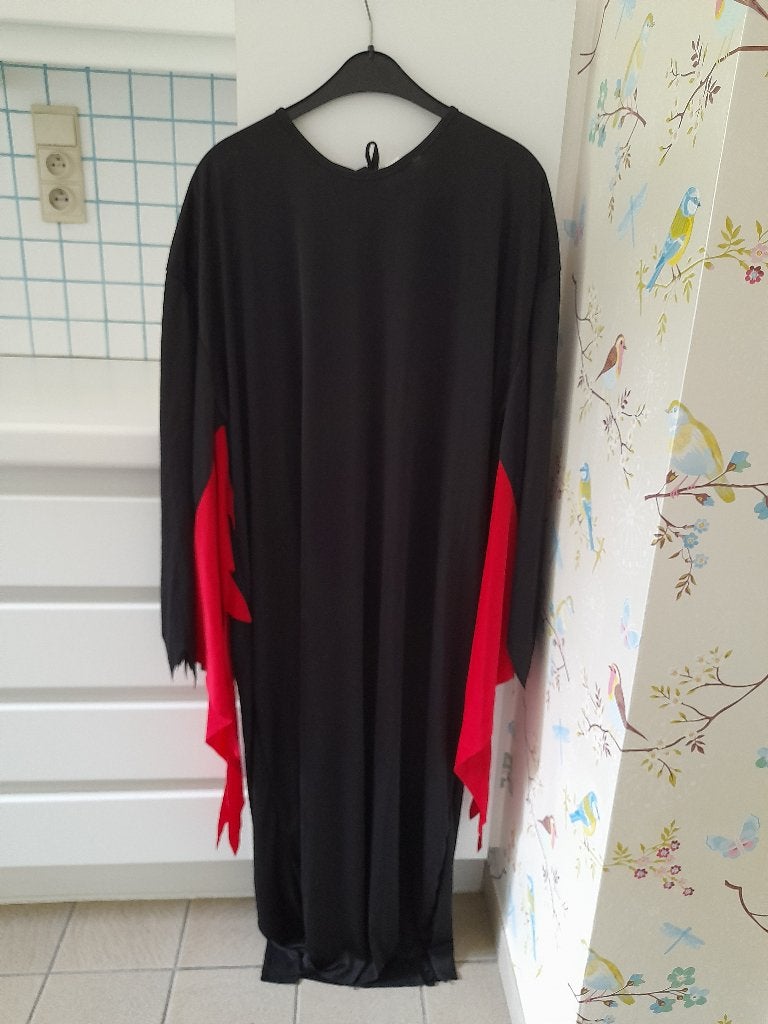 Kleed Scream.  Met kap en handschoenen., Ophalen of Verzenden