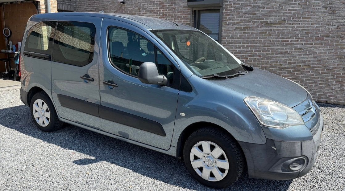 Citroën Berlingo 1.6 HDI LICHTE VRACHT*172.000 KM*2011*AIRCO, Zwart, Berlingo, Particulier, 1560 cc