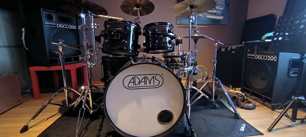 Drumstel adams 8000, Enlèvement